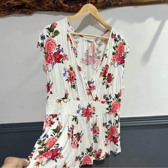 Pink and White Floral Blouse with Ruffle Details Plus Size - Picture 2 of 9